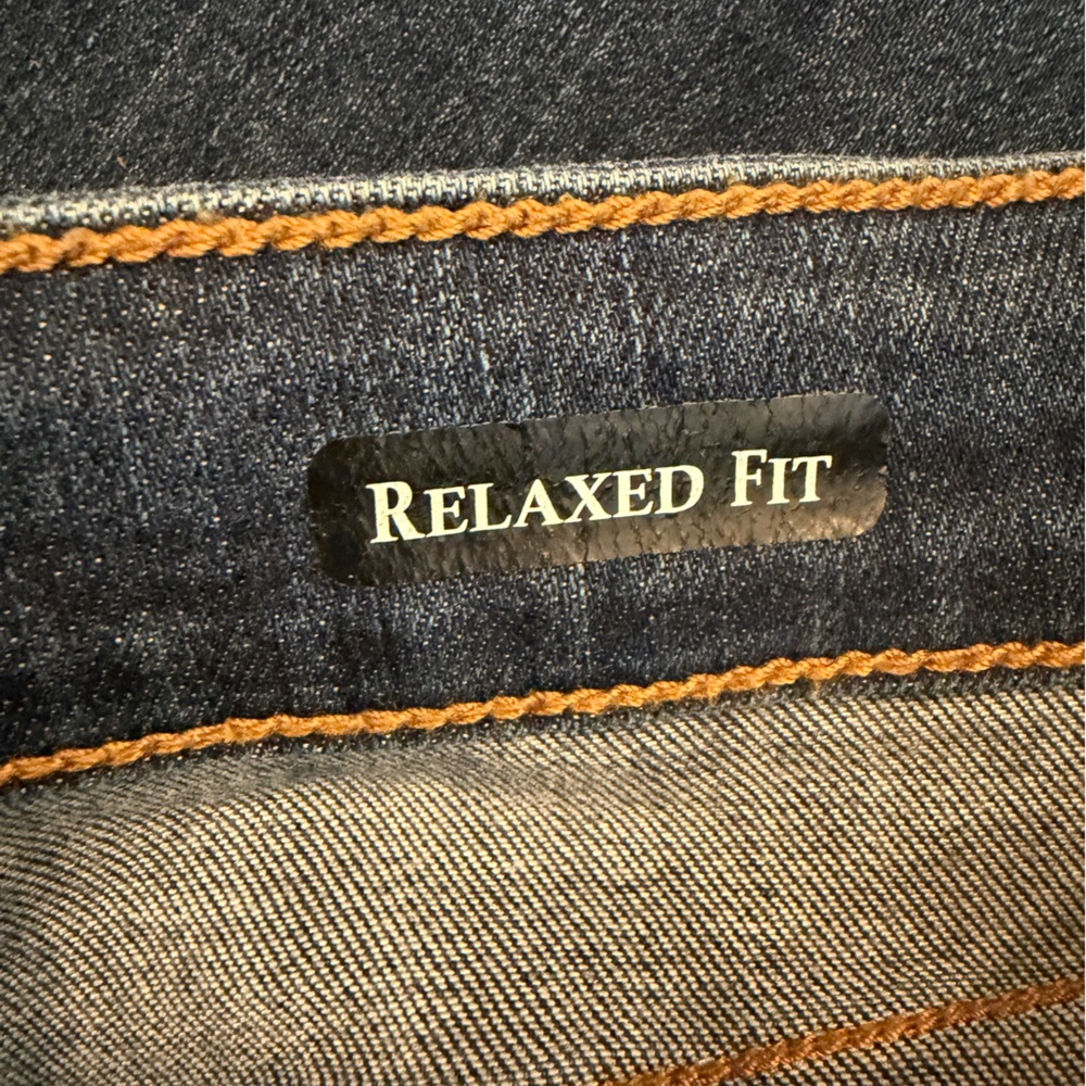 Judy Blue Everyday Essential Relaxed Fit Jeans Dark Wash Distressed Size 13/31 - Picture 8 of 10